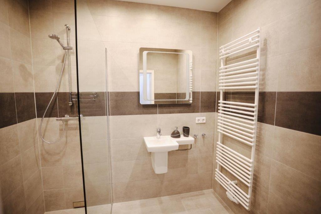 Second Home Hotel Мерзебург Экстерьер фото